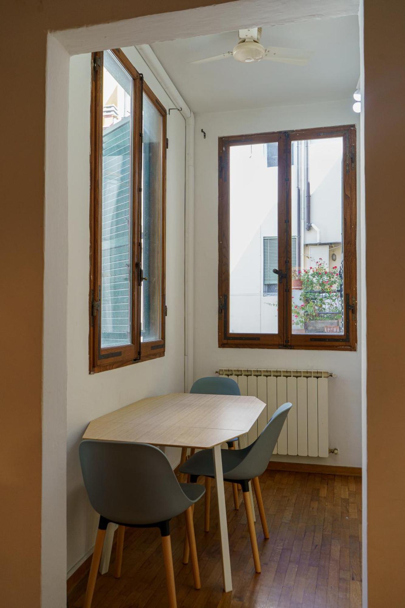 Central 1 Bedroom Apartment In The City Center Florença Exterior foto